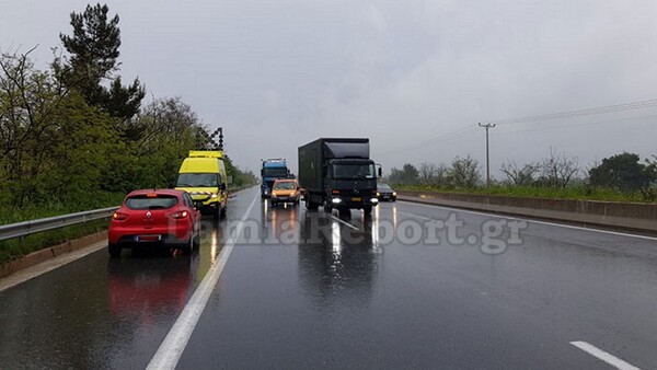 Ηλικιωμένος πήγαινε για 10 χιλιόμετρα ανάποδα στην εθνική οδό Αθηνών - Λαμίας