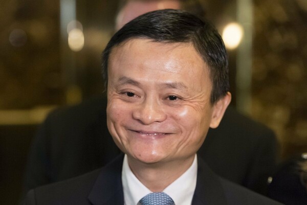 «Ευλογία» να δουλεύετε έξι ημέρες τη βδομάδα, 9 με 9, λέει ο μεγιστάνας της Alibaba