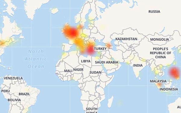 «Έπεσαν» πάλι Facebook και Instagram - Προβλήματα για χιλιάδες χρήστες