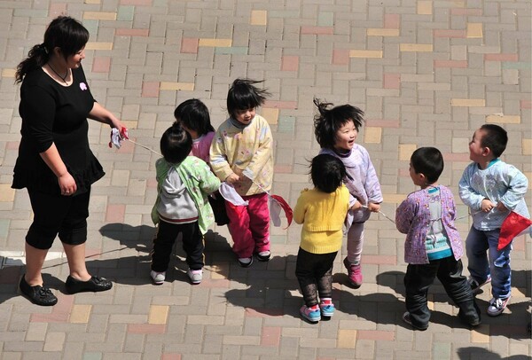 Κίνα: Συνελήφθη δάσκαλος που δηλητηρίασε μαθητές νηπιαγωγείου με νιτρικό νάτριο