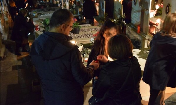 Ανάσταση στα νεκροταφεία - Το ξεχωριστό έθιμο στην πόλη της Κοζάνης