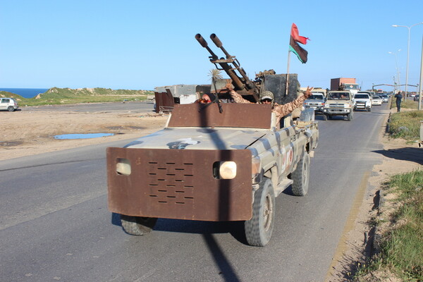 Παρέμβαση ΗΠΑ για τη Λιβύη: Ο Πομπέο ζήτησε την «άμεση διακοπή» των επιχειρήσεων του Χάφταρ