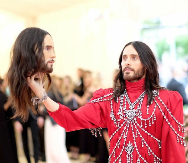 Met Gala 2019: Οι διάσημοι στο κόκκινο χαλί - Φέτος οι εμφανίσεις ήταν πιο εκκεντρικές από ποτέ