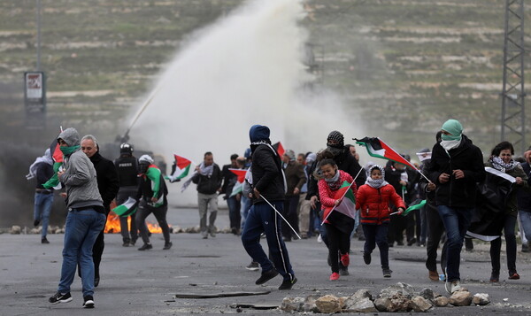 Δυτική Όχθη: Ένας νεκρός και τρεις τραυματίες από πυρά Ισραηλινών