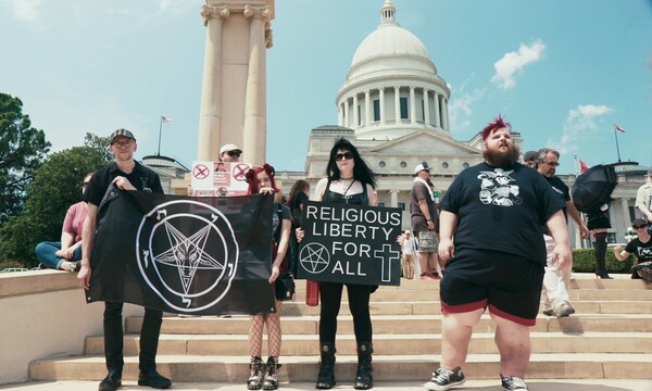 «Hail Satan?»: Το ντοκιμαντέρ που αποκαλύπτει μια αθέατη πλευρά του σατανισμού