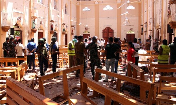 Τρόμος και θρήνος στη Σρι Λάνκα: Συναγερμός για νέες επιθέσεις - Οι νεκροί είναι πάνω από 150