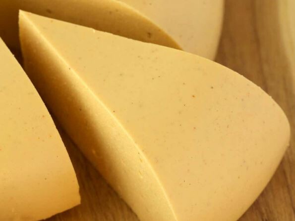 Νηστίσιμο τυρί που περιείχε γάλα ανακαλεί ο ΕΦΕΤ