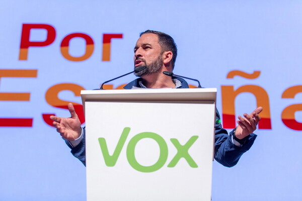 Ισπανία: Το ακροδεξιό Vox αποκλείστηκε από το προεκλογικό ντιμπέιτ