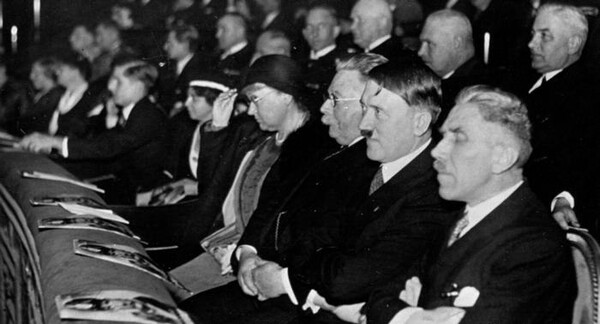 Γιατί ο Χίτλερ αγαπούσε το Χόλιγουντ και έβλεπε μανιωδώς κινηματογραφικές παραγωγές