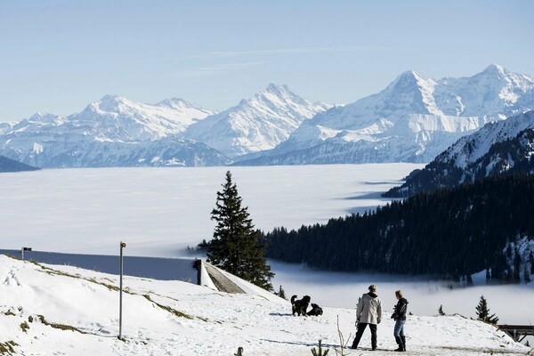 Ελβετία: Χιονοστιβάδα στις Βερνικές Άλπεις - Σκοτώθηκαν τέσσερις σκιέρ