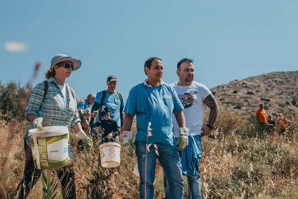 Ημέρα Εθελοντισμού ΑΒ - Φροντίζουμε μαζί τους πρόποδες του Υμηττού