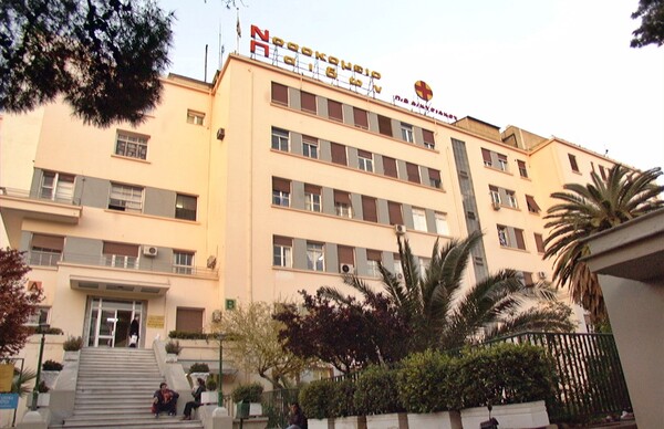 Διασωληνομένο σε βαριά κατάσταση το τρίχρονο αγόρι που υπέστη εγκαύματα από βραστό νερό