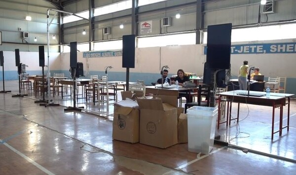 Αλβανία - Δημοτικές Εκλογές: Έκλεισαν οι κάλπες με χαμηλή συμμετοχή και μικροεπεισόδια
