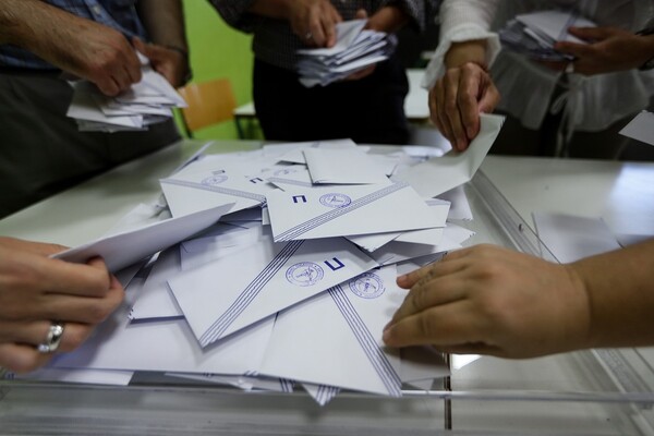 Εκλογές Αττική: Ποιοι δήμαρχοι εκλέγονται από την πρώτη Κυριακή