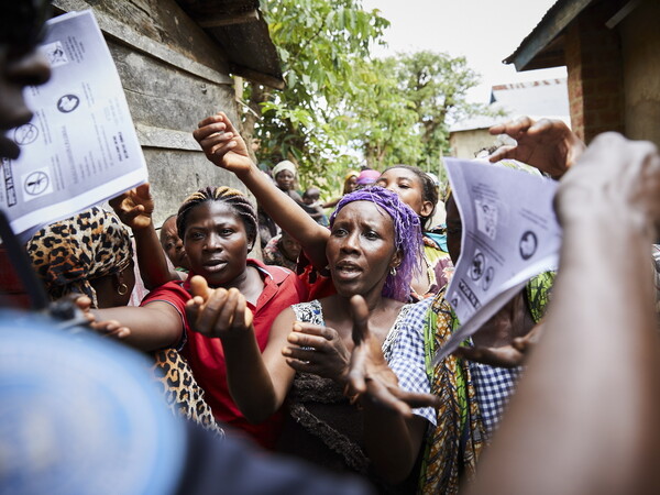 Κονγκό: Βίαζαν και έβαζαν μαθήτριες ως ανθρώπινες ασπίδες επειδή είχαν «μαγικές δυνάμεις»