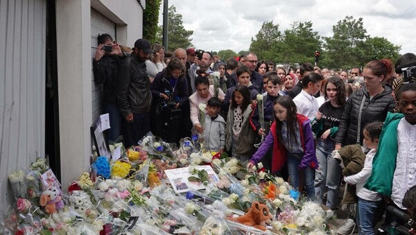 Θρήνος στη Γαλλία για τον 10χρονο που σκότωσε ασυνείδητος οδηγός - Εκατοντάδες στους δρόμους