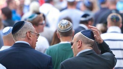 Γερμανία: Οι εβραίοι της χώρας κλήθηκαν να μην κυκλοφορούν δημοσίως φορώντας το κιπά