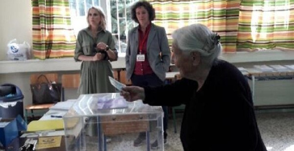 Ιουλία Κατσαδήμα: 103 ετών, ίσως η μεγαλύτερη σε ηλικία ψηφοφόρος