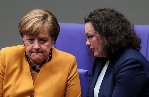 Γερμανία: Φόβοι για κατάρρευση του κυβερνητικού συνασπισμού μετά την παραίτηση Νάλες