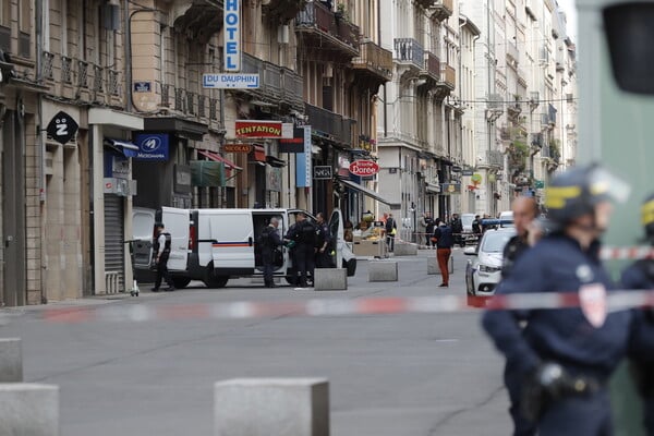 Έκρηξη στη Λιόν: Τρεις τραυματίες νοσηλεύονται ακόμα - Καμία ανάληψη ευθύνης για την επίθεση