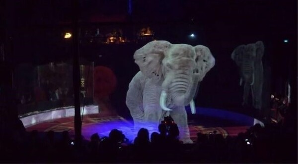 Ένα τσίρκο χρησιμοποιεί ψηφιακά ολογράμματα ελεφάντων και λιονταριών για να μην βασανίζει ζώα