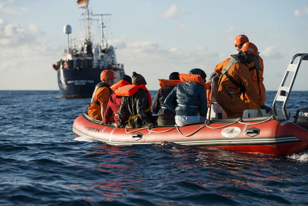 Δικηγόροι ζητούν να προσαχθεί η ΕΕ για τους θανάτους μεταναστών στην Μεσόγειο