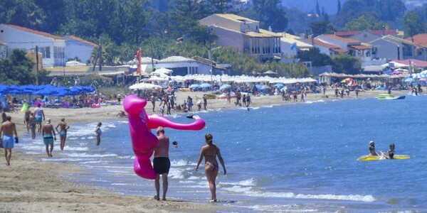 «Μίνι» καύσωνας το Σαββατοκύριακο - Στους 37 βαθμούς θα φτάσει η θερμοκρασία