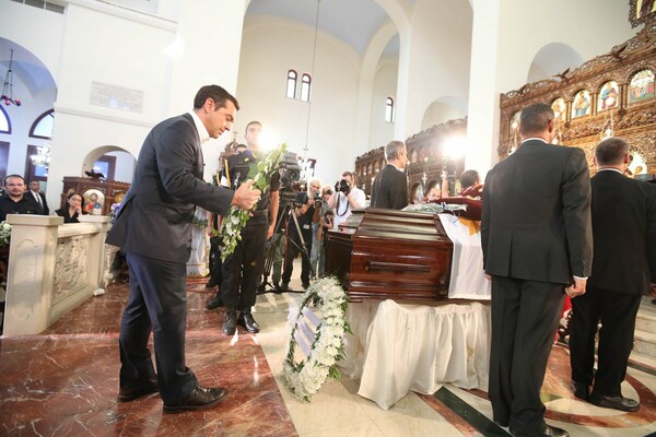 Το τελευταίο αντίο στον Δημήτρη Χριστόφια - Και ο Τσίπρας στην κηδεία