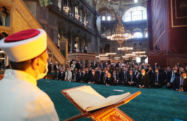 Ανοιχτή 24 ώρες το 24ωρο η Αγία Σοφία με εντολή Ερντογάν - Η επόμενη μέρα στην Τουρκία