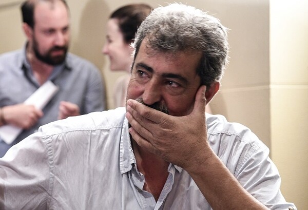 Εκρηκτικό κλίμα στη συνεδρίαση για την άρση ασυλίας Πολάκη - Αποχώρησε ο Τζανακόπουλος