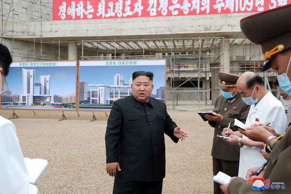 Σε «μέγιστο συναγερμό» η Βόρεια Κορέα - Εντοπίστηκε το «πρώτο ύποπτο κρούσμα»