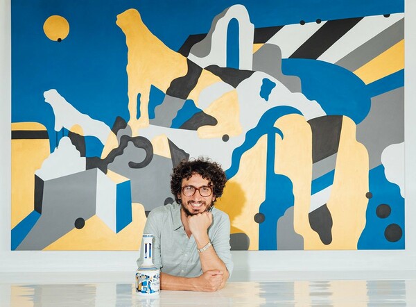 Ο street artist Cacao Rocks δημιούργησε το νέο σχέδιο του METAXA Grande Fine ως έναν φόρο τιμής στην Ελλάδα και την οικογενειακή κληρονομιά του