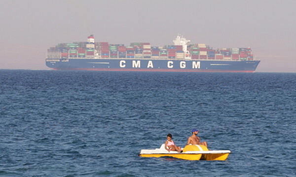 Νέα απειλή στο παγκόσμιο εμπόριο: Οι εξαντλημένοι ναυτικοί αρνούνται να δουλέψουν