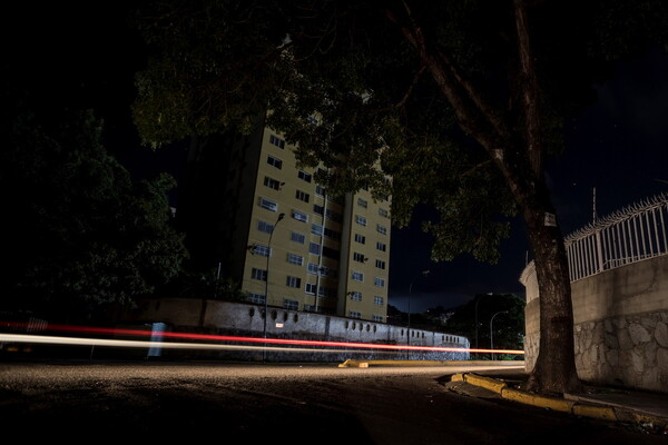 Νέο μπλακάουτ στη Βενεζουέλα - Στο σκοτάδι το Καράκας