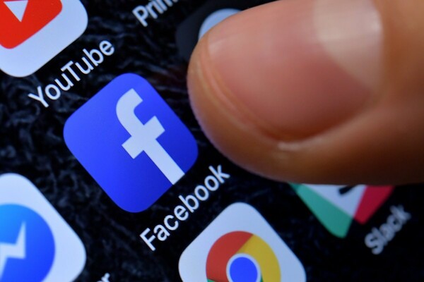 Λύθηκαν τα προβλήματα σε Facebook, Instagram και WhatsApp