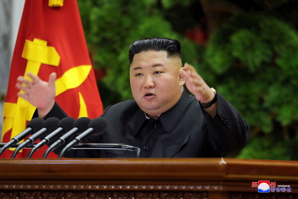 Βόρεια Κορέα: Για «λαμπρή επιτυχία» στην αντιμετώπιση του κορωνοϊού κάνει λόγο ο Κιμ Γιονγκ Ουν