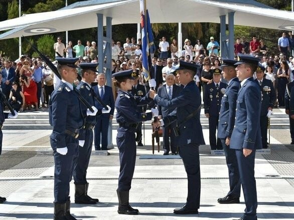 Για πρώτη φορά γυναίκα έγινε αρχηγός της Σχολής Ικάρων