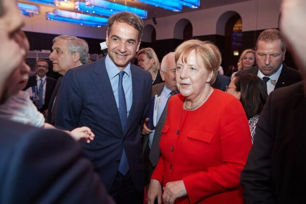 Η Μέρκελ δήλωσε πως δεν θα κάνει καμία «έκπτωση» στον Μητσοτάκη - Σχολίασε και τη σχέση της με τον Τσίπρα