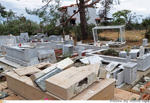 Εικόνες ολοκληρωτικής καταστροφής στο νεκροταφείο της Σωζόπολης