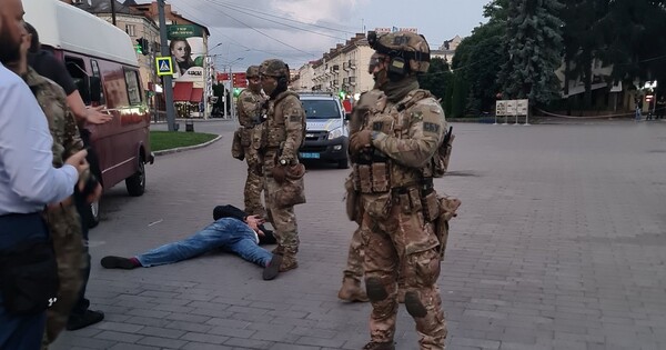 Ουκρανία: Τέλος στην ομηρία 20 επιβατών σε λεωφορείο - Μετά από επέμβαση της αστυνομίας