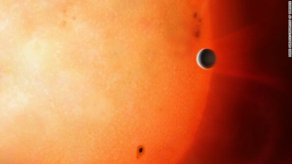 Επιστήμονες είδαν για πρώτη φορά τον πυρήνα ενός πλανήτη - Η σπάνια ανακάλυψη σε απόσταση 730 ετών φωτός