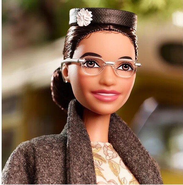 Η Mattel κυκλοφόρησε κούκλα Barbie προς τιμήν της ακτιβίστριας Ρόζα Παρκς