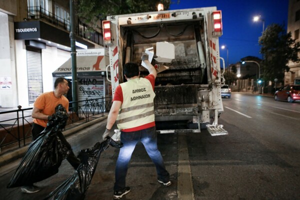 Χατζηδάκης: Έρχεται τέλος απορριμμάτων με βάση το βάρος - Θα ζυγίζονται τα σκουπίδια που πετούν οι πολίτες