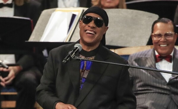 Σε μεταμόσχευση νεφρού θα υποβληθεί ο Stevie Wonder