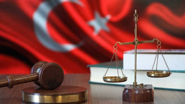 Τουρκία: Το Ανώτατο Δικαστήριο ανέτρεψε τα ισόβια σε βάρος δημοσιογράφων για διασυνδέσεις με το δίκτυο Γκιουλέν