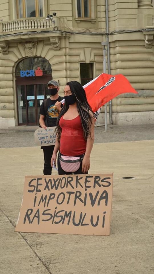 Η πρώτη transgender υποψήφια στις εκλογές της Ρουμανίας - Είναι Ρομά και εργάτρια του σεξ