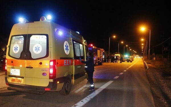 Εύβοια: Μία γυναίκα νεκρή μετά από δυστύχημα - Έπεσε από μηχανή και την χτύπησε αυτοκίνητο