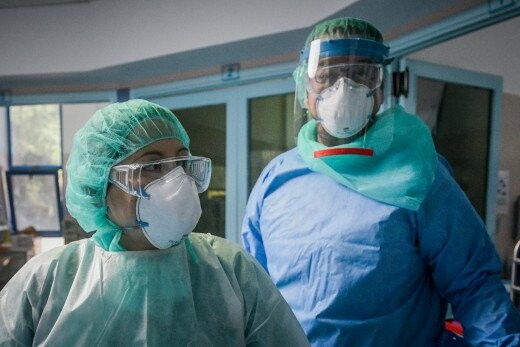 Λάρισα: Επτά γιατροί θετικοί στον κορωνοϊό - Και στα δύο νοσοκομεία