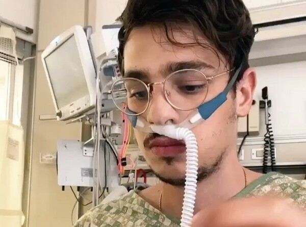 TikTok: 23χρονος κατέγραψε σε βίντεο τη μάχη του με τον κορωνοϊό -21 ημέρες στο νοσοκομείο, «δεν είναι αστείο»