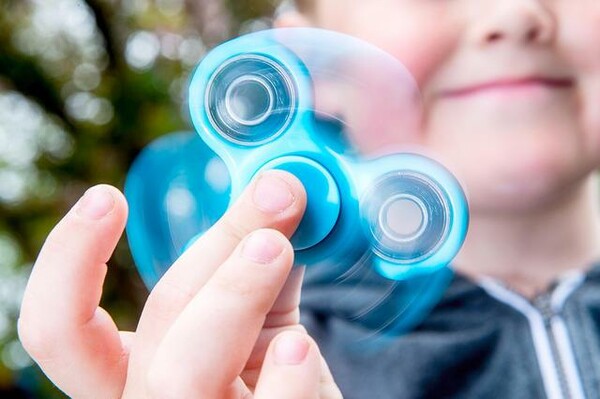 Βόλος: Δάχτυλο 12χρονου σφήνωσε σε fidget spinner- Έγινε «επιχείρηση» σε νοσοκομείο